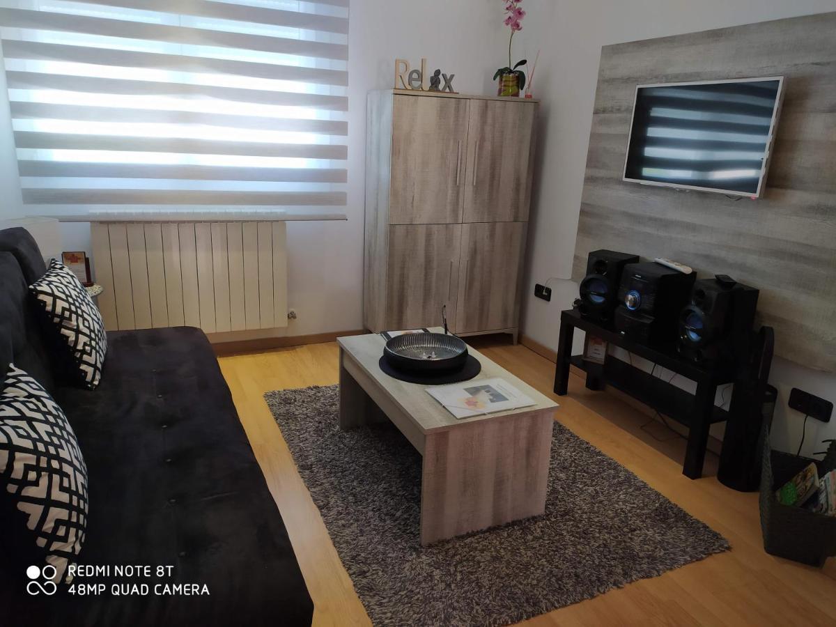 Appartement Vianatxiki à Viana  Extérieur photo