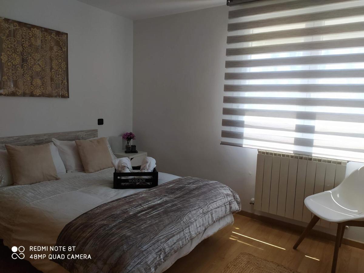 Appartement Vianatxiki à Viana  Extérieur photo